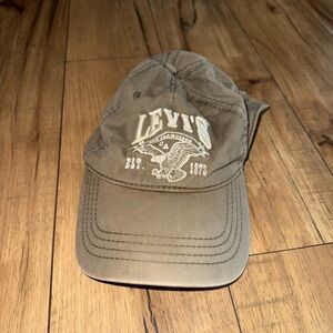 Levi’s hat